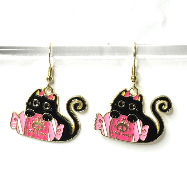 Amy Foxy Style Handmade Earrings - Cat Charms with Golden Hooks: Black Cats with Candy
