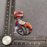 Mio Queena - Enamel Fishbone Charm Cat Brooch: Red