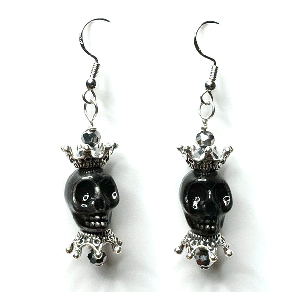 Amy Foxy Style Handmade Earrings - Crowned Black Skulls