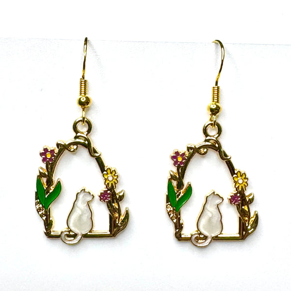 Amy Foxy Style Handmade Earrings - Cat with Flowers Charm with Golden Hooks: Ivory