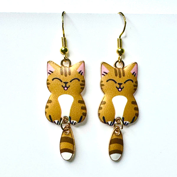 Amy Foxy Style Handmade Earrings - Cat Charm with Golden Hooks: Ginger Tabby