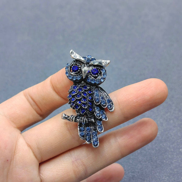 Mio Queena - Rhinestone Owl Brooch: Blue